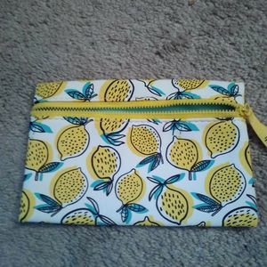 Cosmetic bag